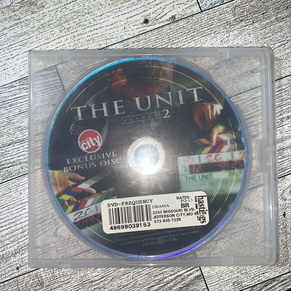 Lot of 3 The Unit DVDs Complete Seasons One & Two + Exclusive Bonus‎ Disc - Picture 2 of 3